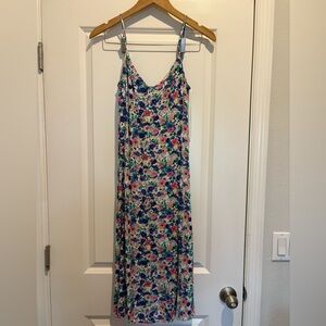 mi ami Francesca’s floral dress